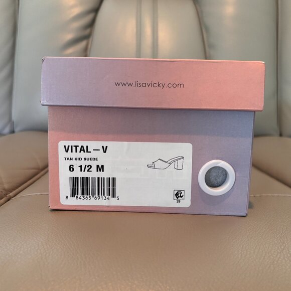 Lisa Vicky Vital - V  Tan Kid Suede Block Heel Slide Sandal Heels New in Box - Picture 9 of 9